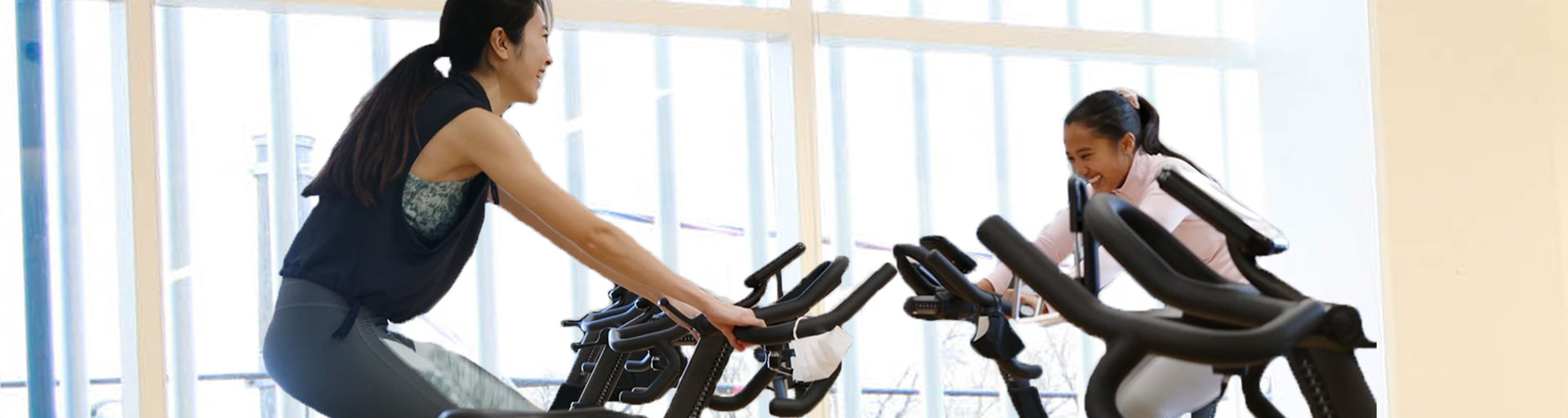 Why Gyms Need Active Aging Programs to Serve Active Older Adults - Tek  Fitness